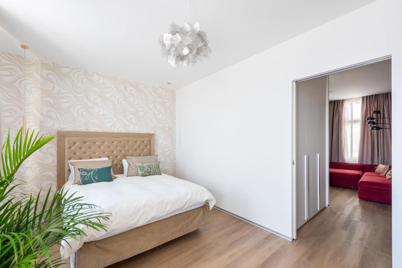 New Modern Apartment 5. Floor Прага Екстер'єр фото